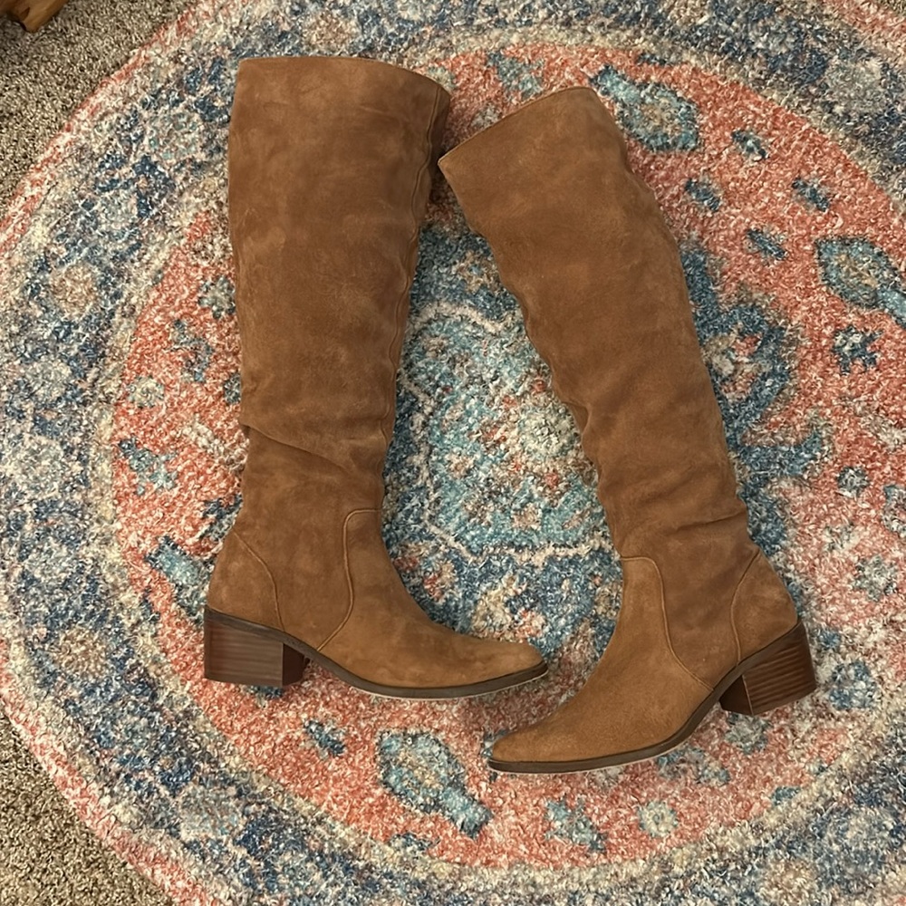 Suede tall Steve Madden boots